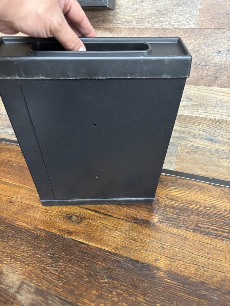 XDeer Gun Safe WITH 2 keys, unknown code