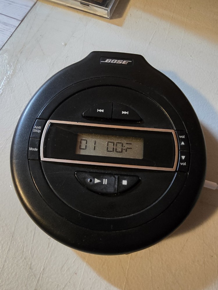 BOSE PM-1 Portable CD Player With Anti-Skip Technology Tested Works Discman