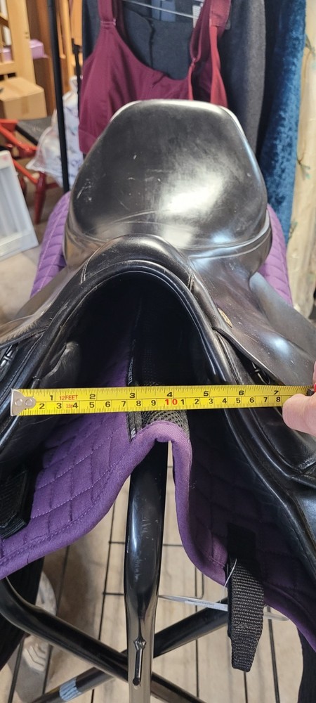 Prestige Jump Saddle, Medium