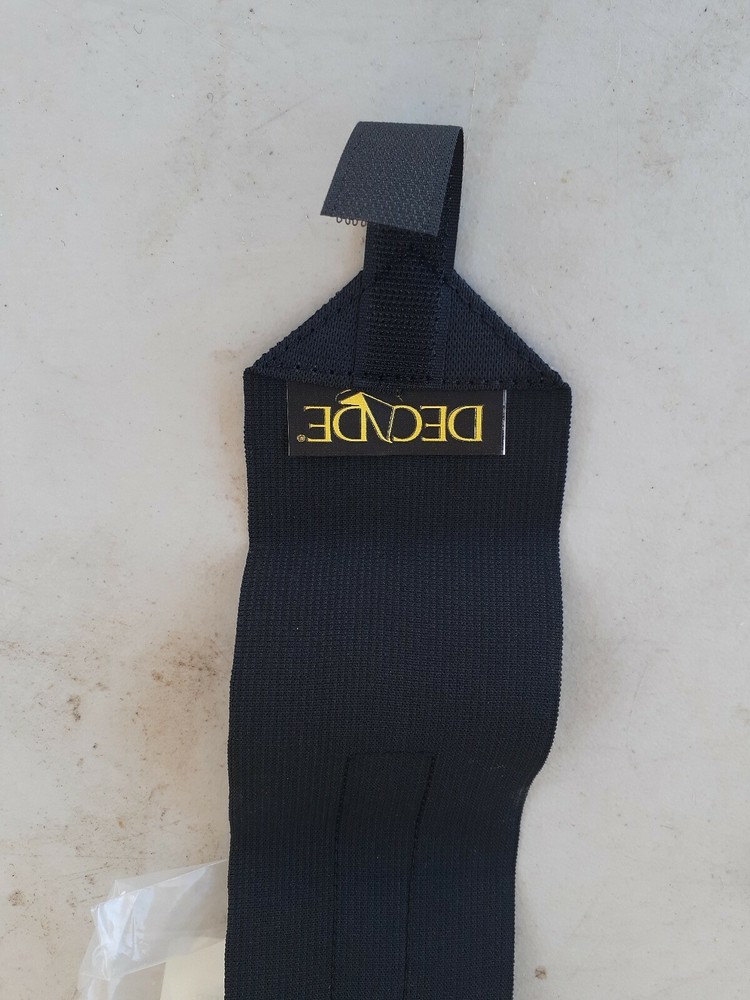 New Decade WRIST WRAP with Thumbloop 3 “ width Universal size Black 41660BL
