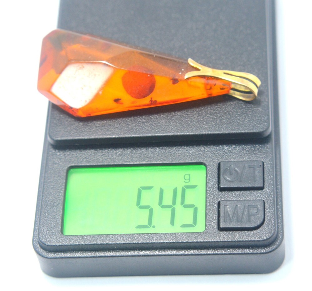 NATURAL ORANGE BALTIC AMBER PENDANT