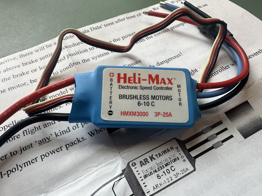Heli-Max HMXM3000 25A Brushless Motor Electronic Speed Controller