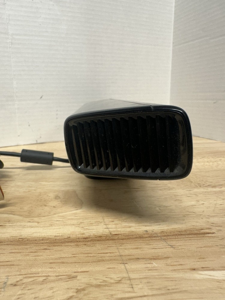 Official Microsoft Xbox 360 Kinect Motion Sensor Bar! ~ Works Great! Fast Ship!