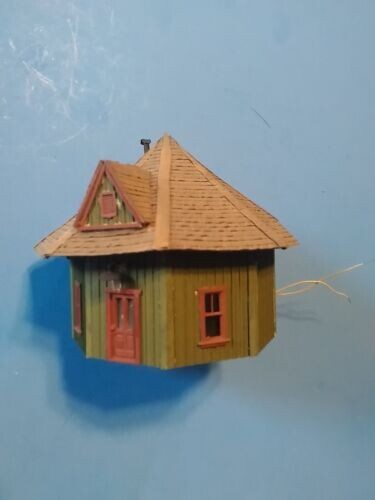 ho scale octagon house