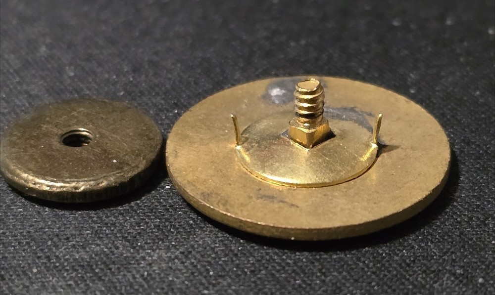 WW1 Type 1 Gilt Artillery Collar Disk - SB