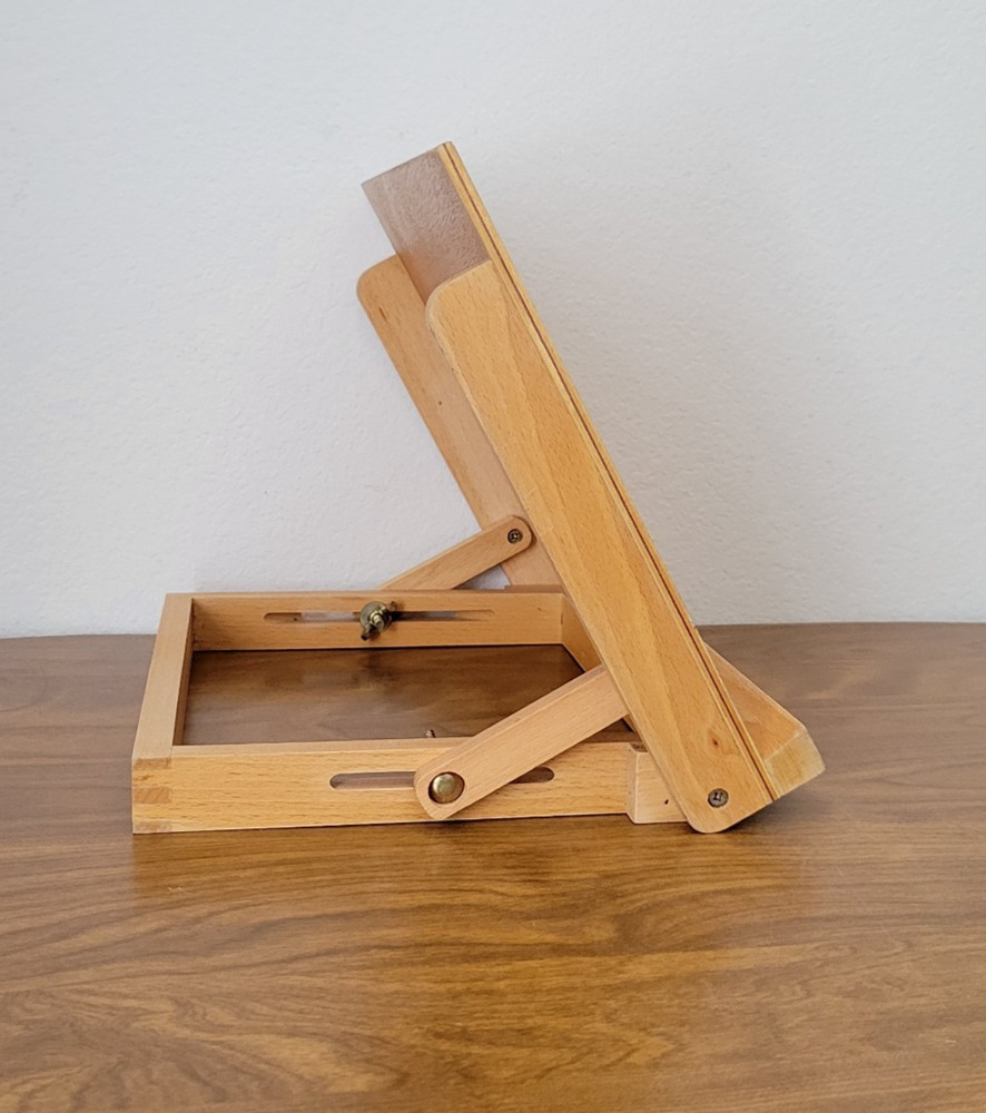 Small Adjustable Tabletop Wood Painters Easel