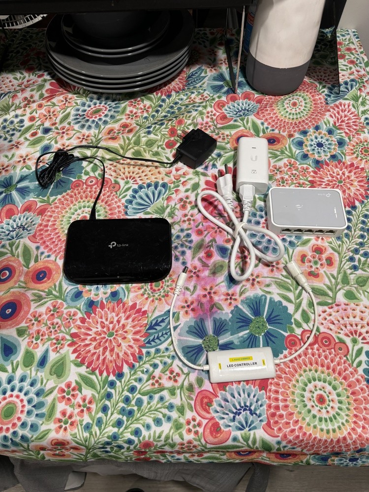 Toast POS Systems 4 Touchscreen Terminal, 4 Handheld System, 7 Printers, 2 POS