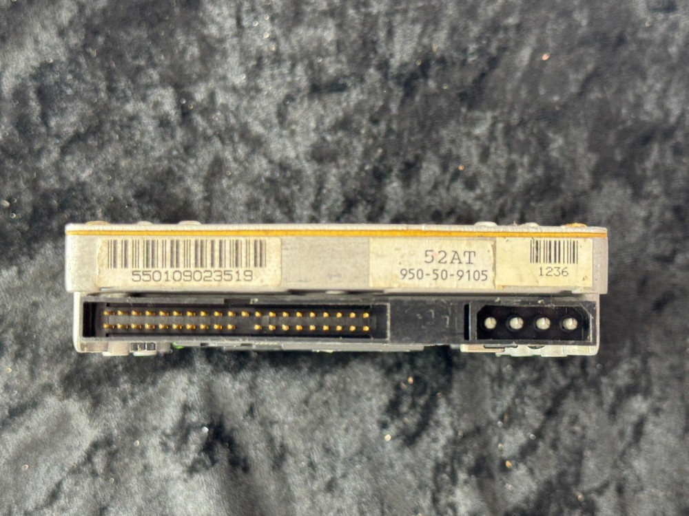 HP Hewlett Packard Quantum LPS 52 MB Hard Drive