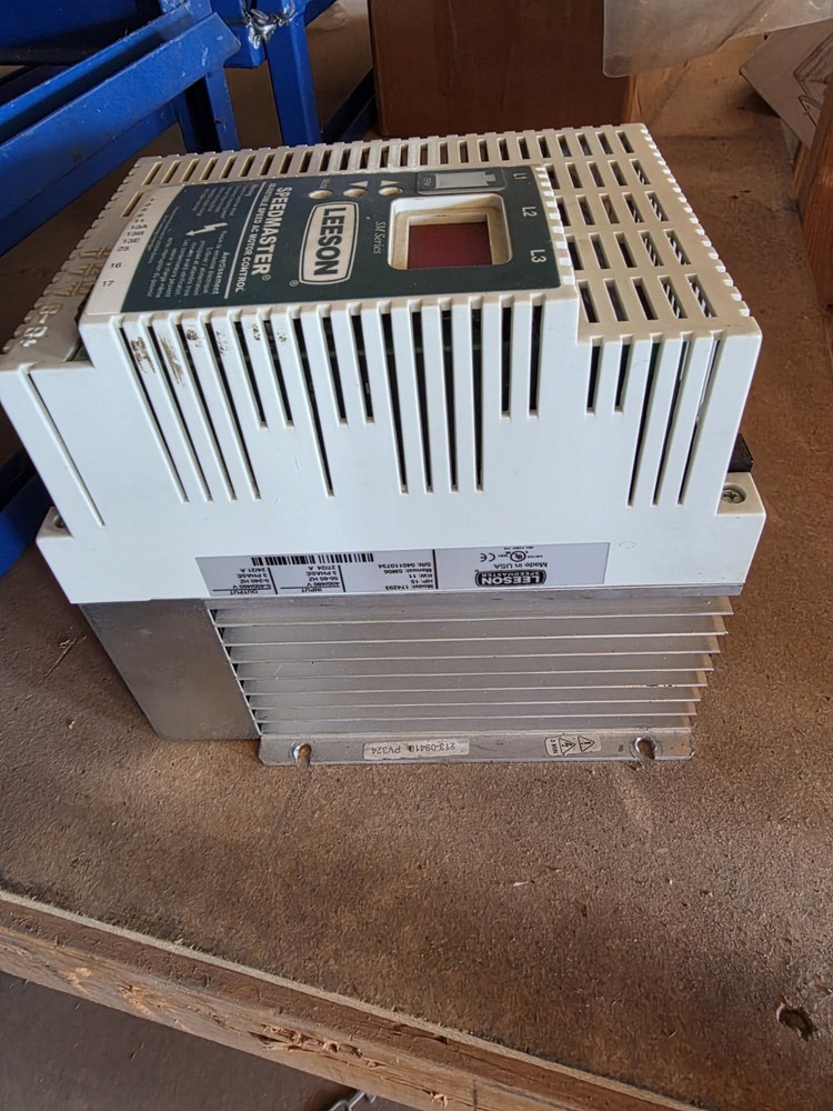 LEESON Speedmaster 174293 Adjustable Speed AC Motor Control