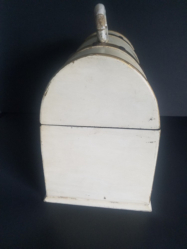Large Distressed Wooden Botanical Grapes Storage Chest