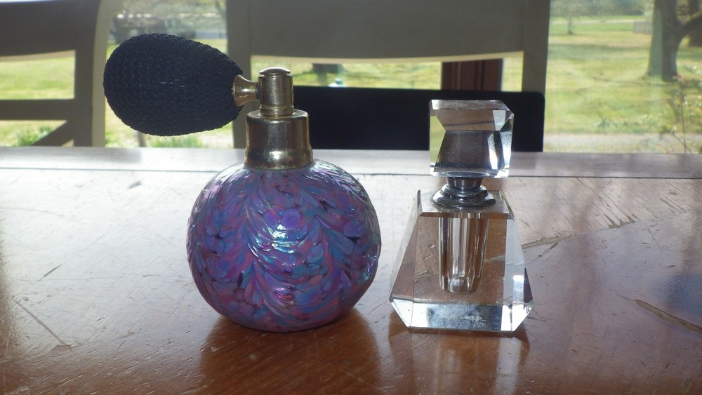 Perfume Bottles Atomizer Dauber Oleg Cassini Crystal Blue Pink Atomizer 2 pieces