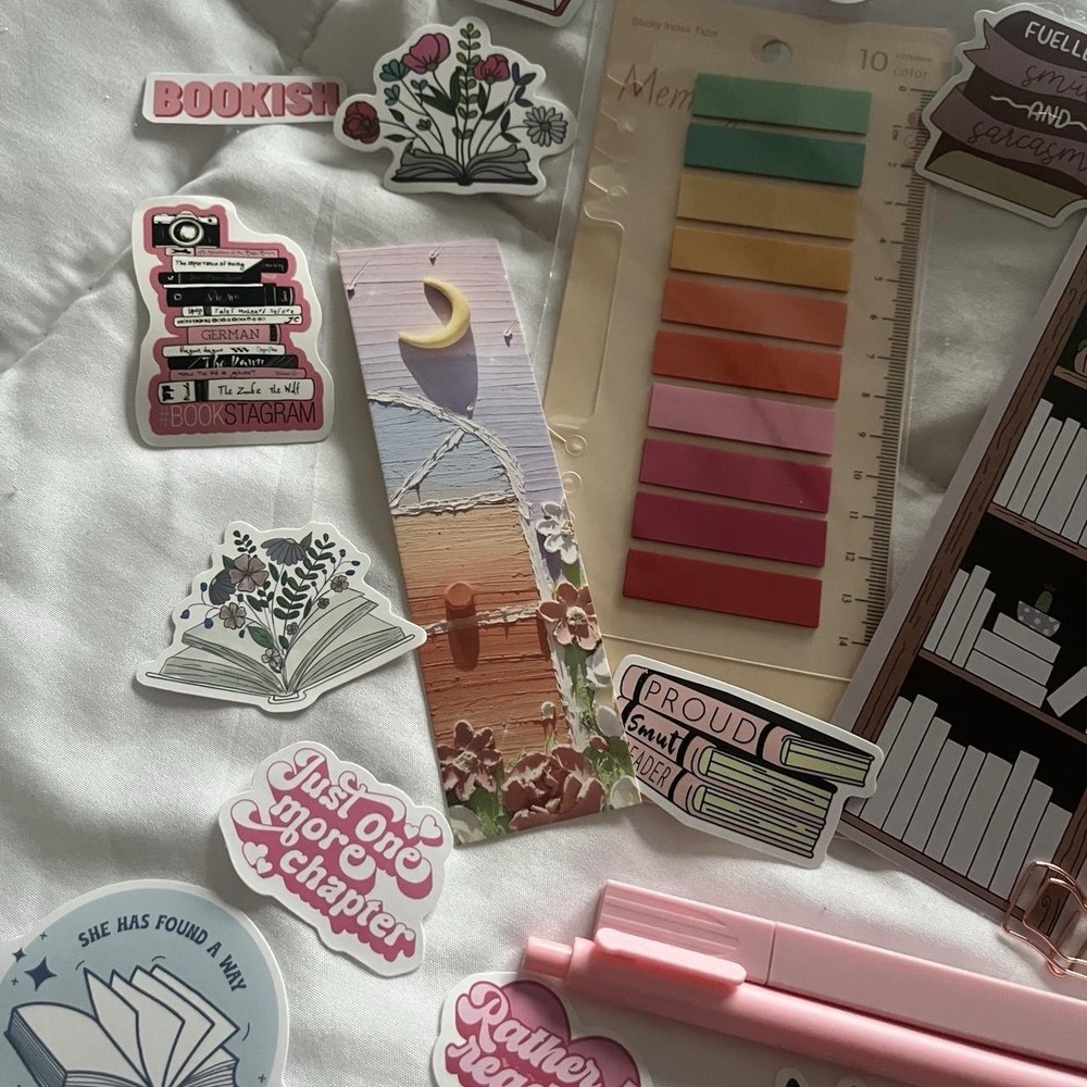 bookish bundle