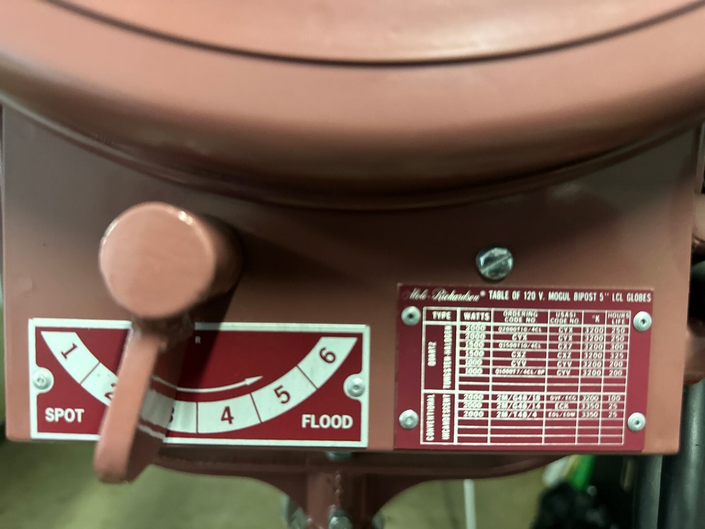 Mole Richardson 412 Junior Solar Spotlight & Mole Richardson light stand Package