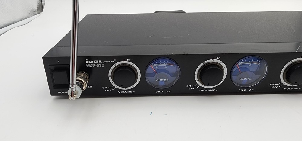 IDOLpro VHF-638 Wireless Microphone system