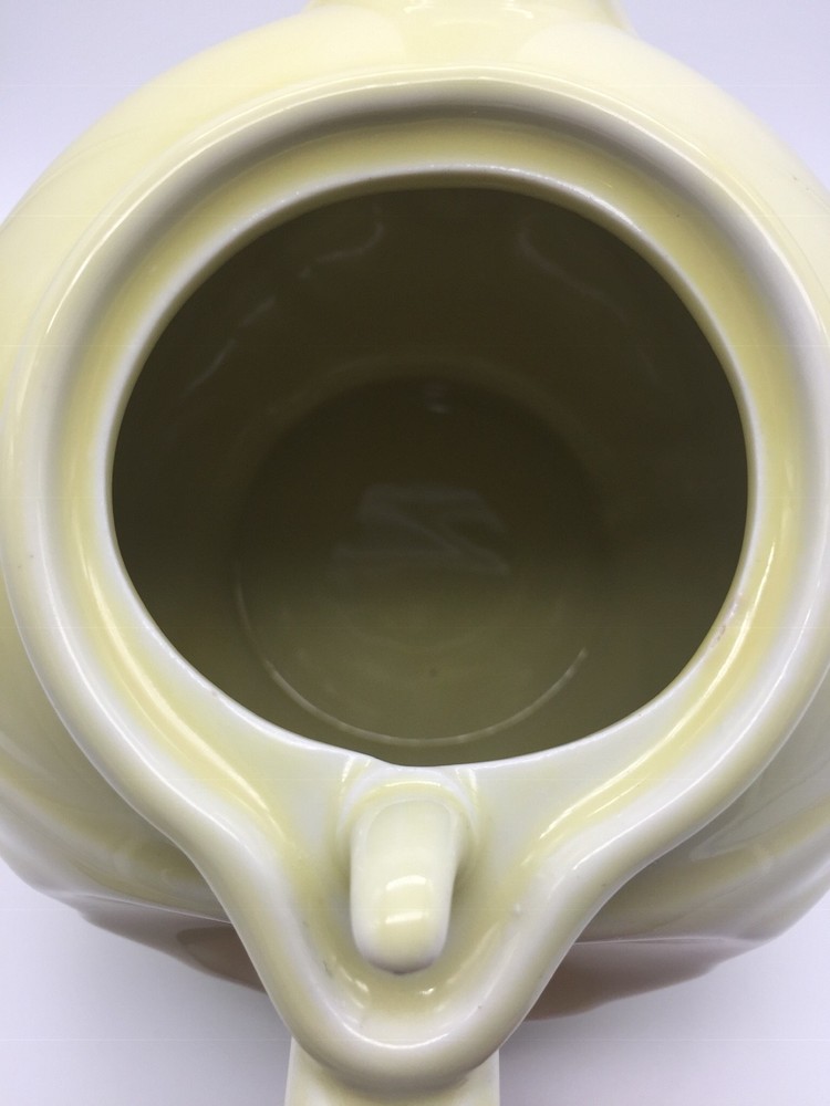HALL PARADE CANARY YELLOW TEAPOT