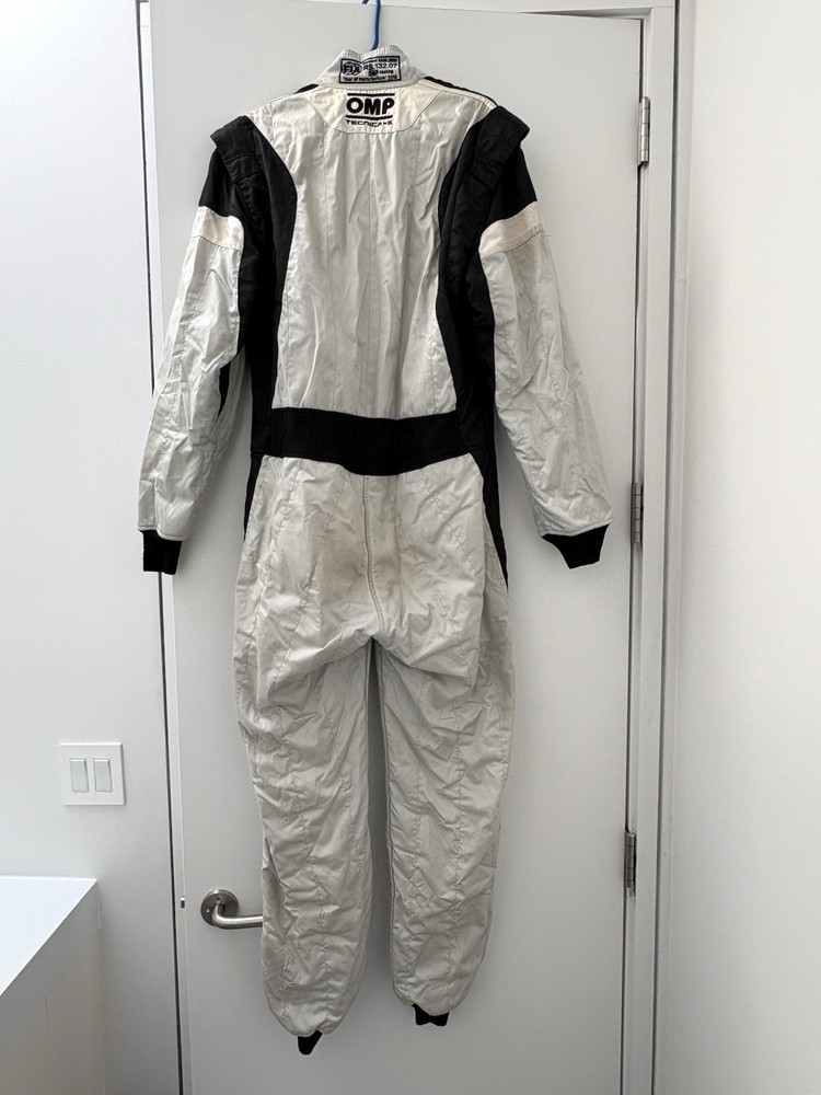 Omp Race Suit 54 (44US)