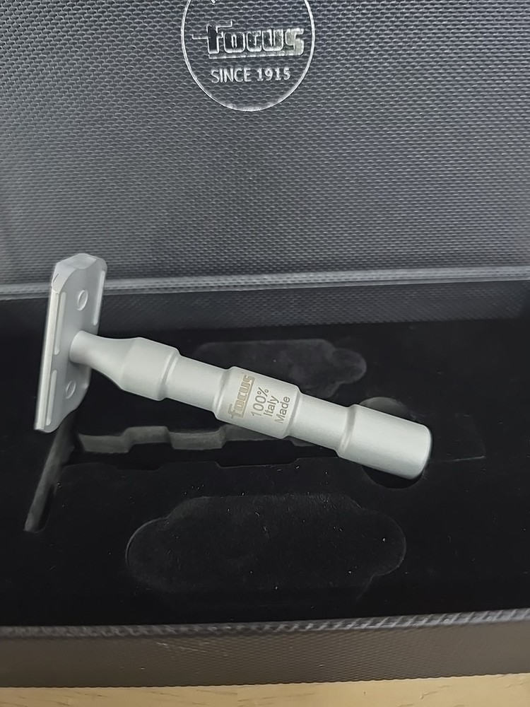 Focus 1915 TriTok Flat Safety Razor, R51-7
