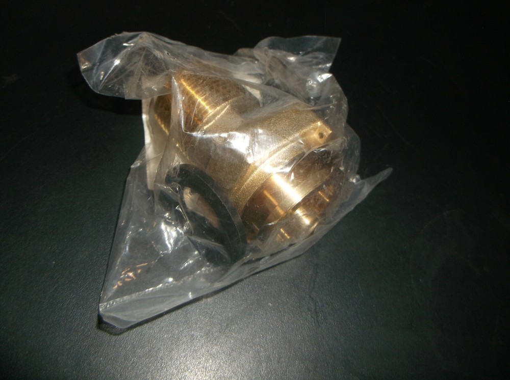 NEW M20100 1 INCH WATER METER COUPLING