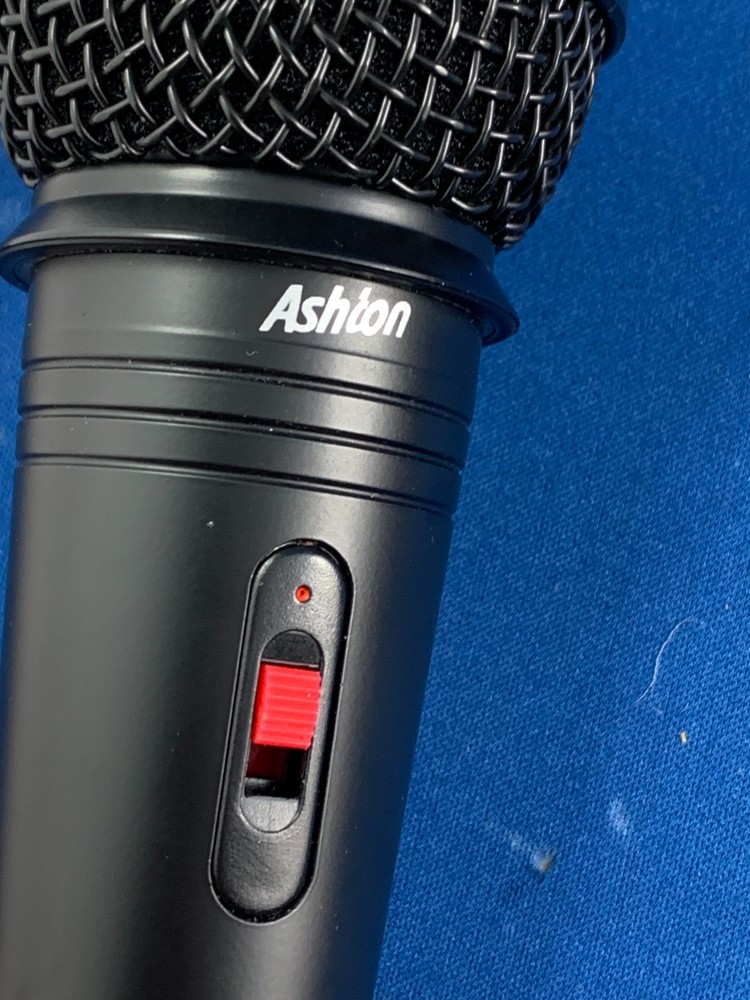 Ashton DM-20 Black Microphone with case