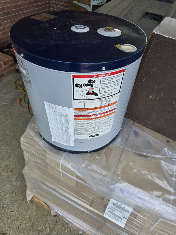 State PCE 10 1OMSA 10 Gallon 277V 2KW Commercial Lt Duty Electric Water Heater