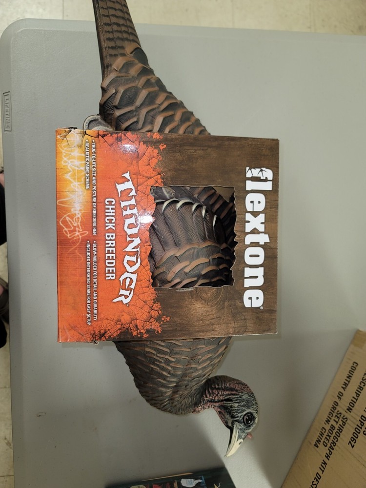 Flextone, FLXDY331, Thunder Chicken Breeder Decoy