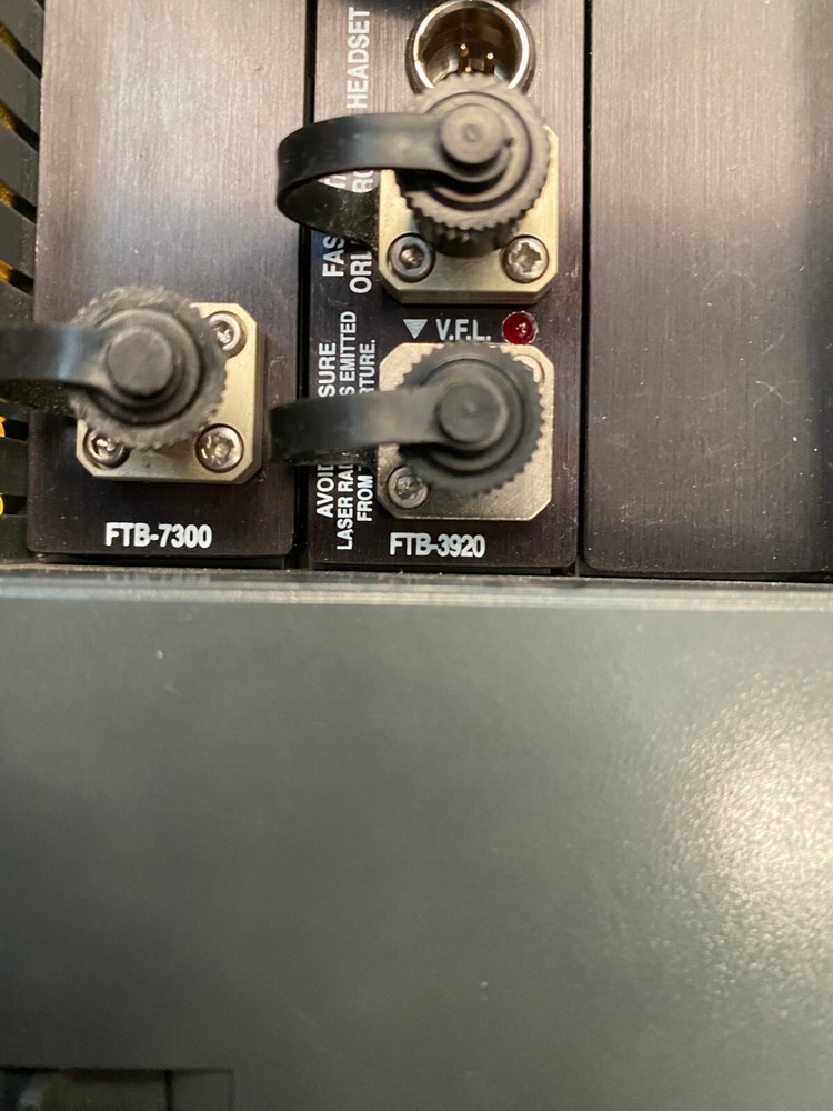 Exfo FTB-300 Universal test system with FTB-7300 OTDR Module, FTB-3920