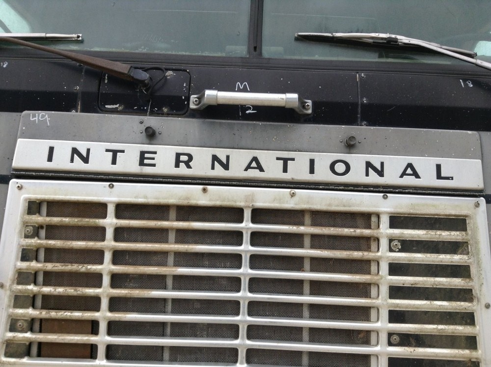 International 9670 ALUMINUM CAB Panel
