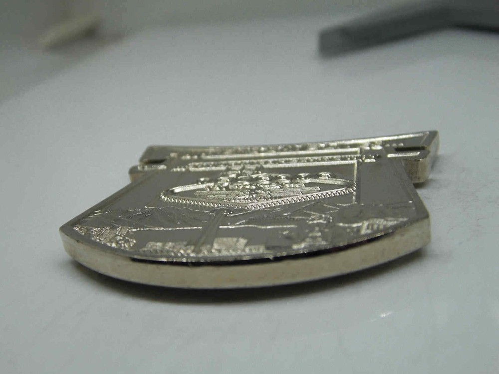 432D OPERATIONS SUPPORT SQUADRON CHALLENGE COIN