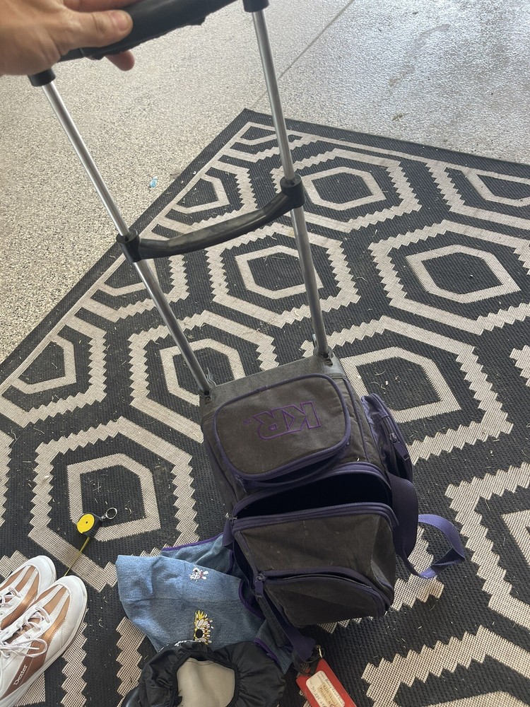 Kr Strikeforce Bowling Ball Roller Bag With Extras