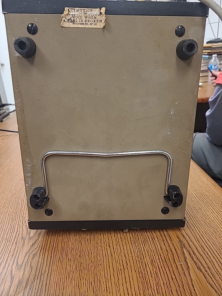 Ballantine AC voltmeter 3046a.