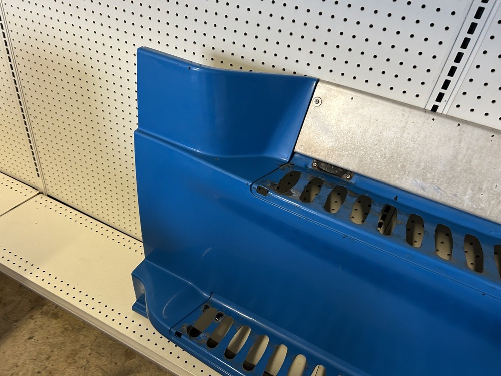 2008-2017 OEM FREIGHTLINER CASCADIA FRONT RIGHT SIDE STEP FAIRING COVER PANEL