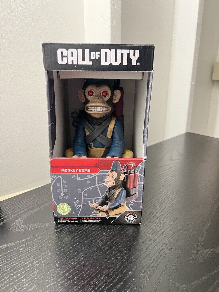 NIB Call of Duty Monkey Bomb Orig Phone  & Video Controller Holder Cable Guys