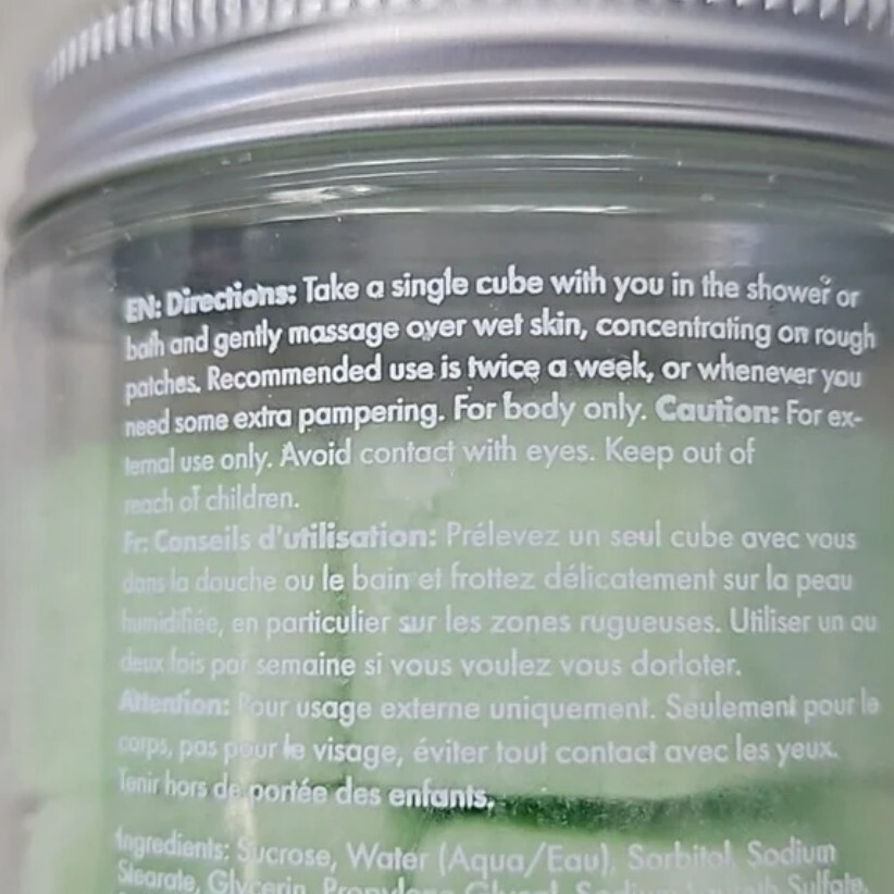 JUICE CLEANSE EXFOLIATING SUGAR CUBES SCRUB by Harper + Ari