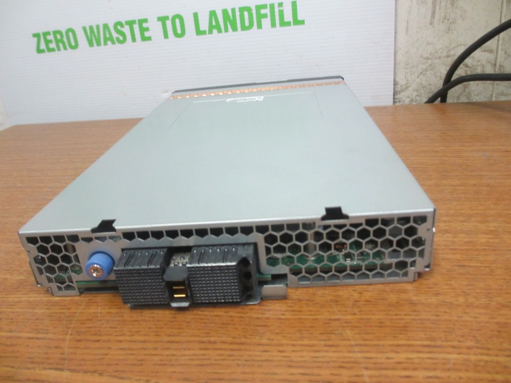 NetApp 111-00237+E3 Hard Drive Array Controller Module