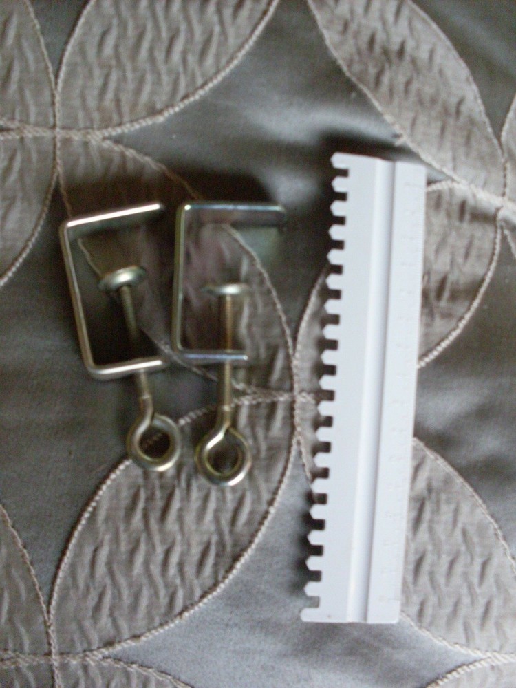 .Singer/studio/ Sk 560 Electronic KNitting machine