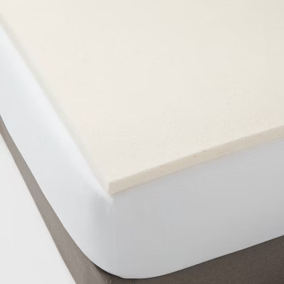 Threshold Memory Foam 1.5" Topper Cooling CertiPUR-US Certified, Queen