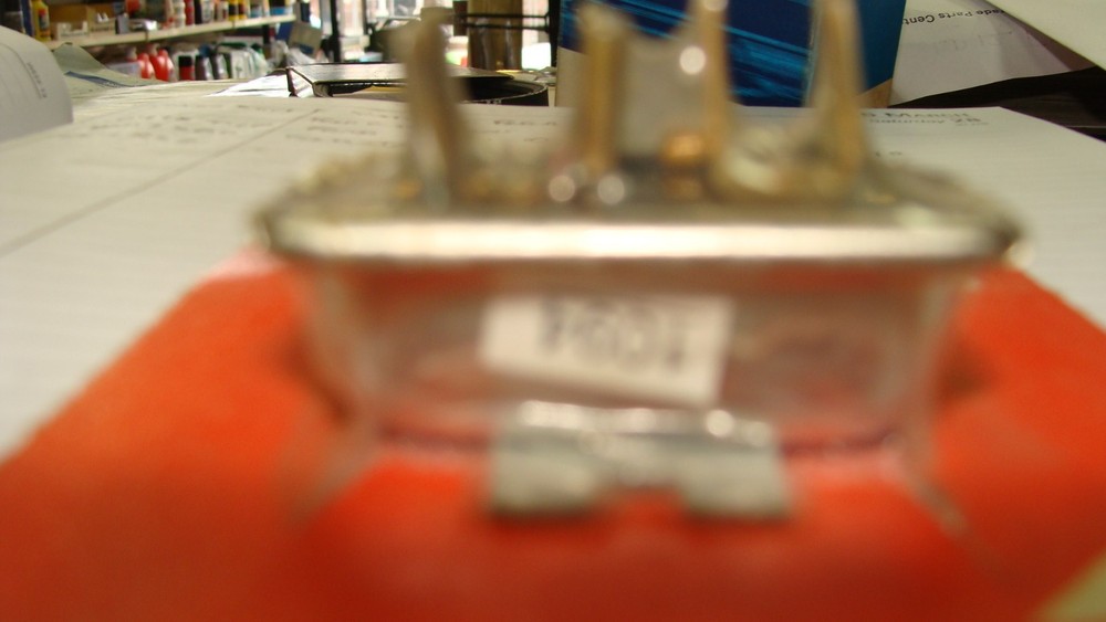 LUCAS DASH VOLTAGE REGULATOR SIB904