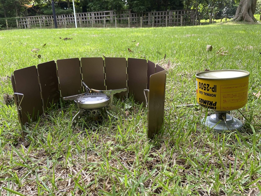 CAMPINGMOON 10-Plates Foldable Windscreen Folding Camp Stove Windshield