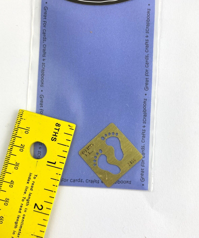 Lasting Impressions Embossing Template Brass Stencil - Footprints i155