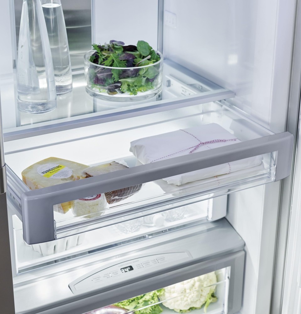 Monogram ZISS480DNSS 28.6 Cu. Ft.Built-In Side by Side Refrigerator*READ*