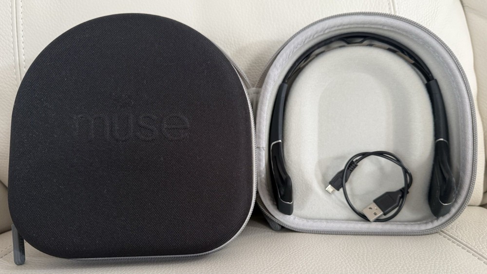Muse Brain Sensing Headband MU-01  Meditation Device w/ Case Tested