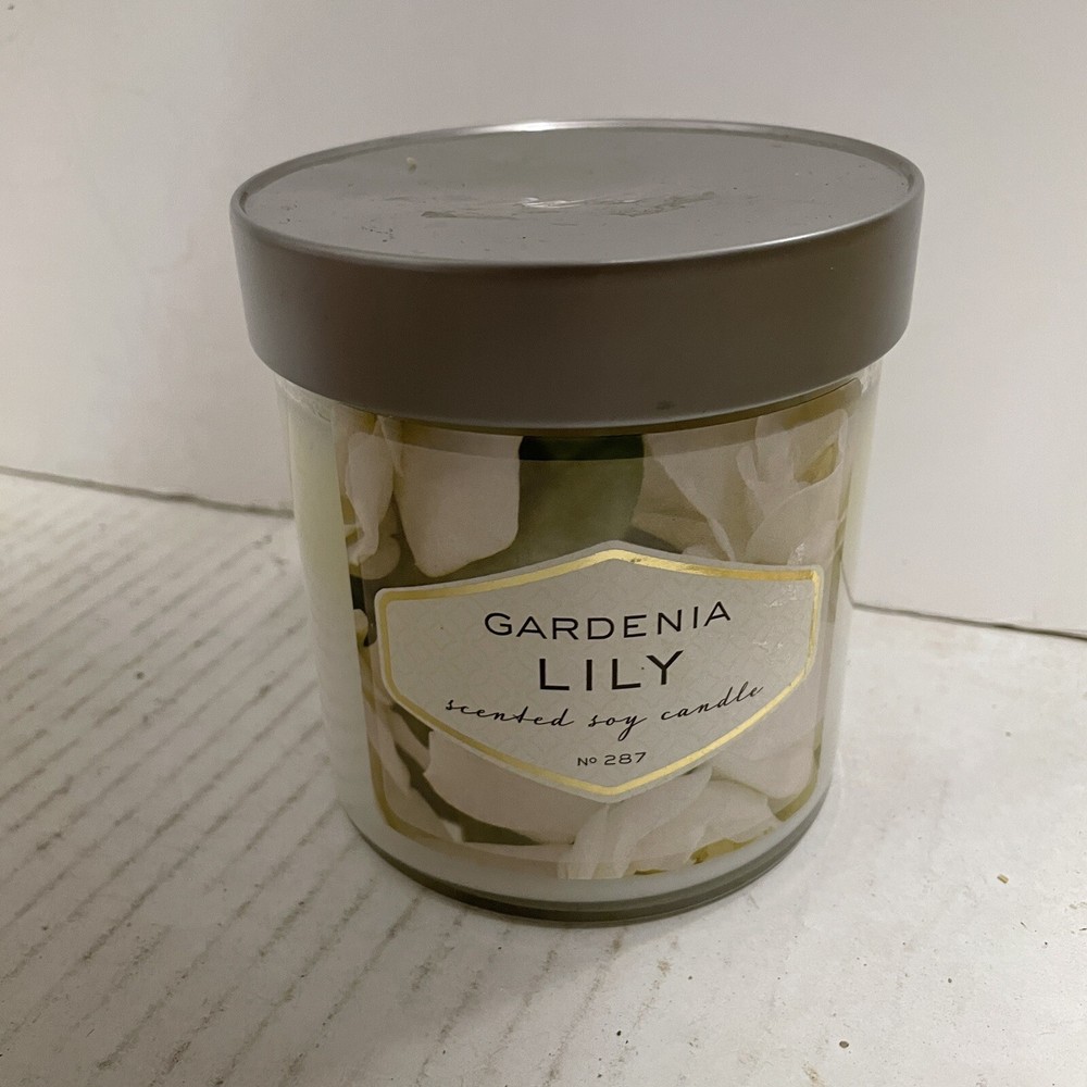 Gardenia Lily Soy Scented Candle HTF