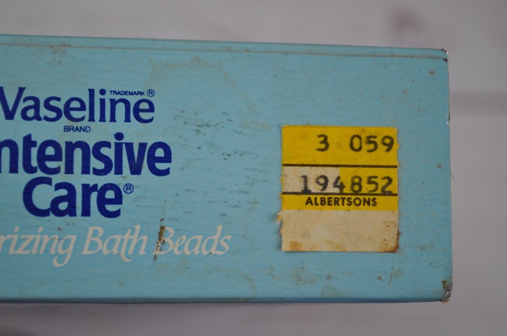 Vintage Vaseline Intensive Care Moisturing Bath Beads Box PROP