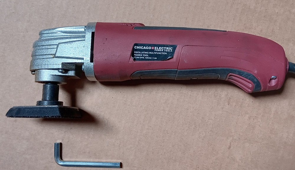 Triangle Sanding Pad For Oscillating Multi-Tools 3" x 3" - Part #39625