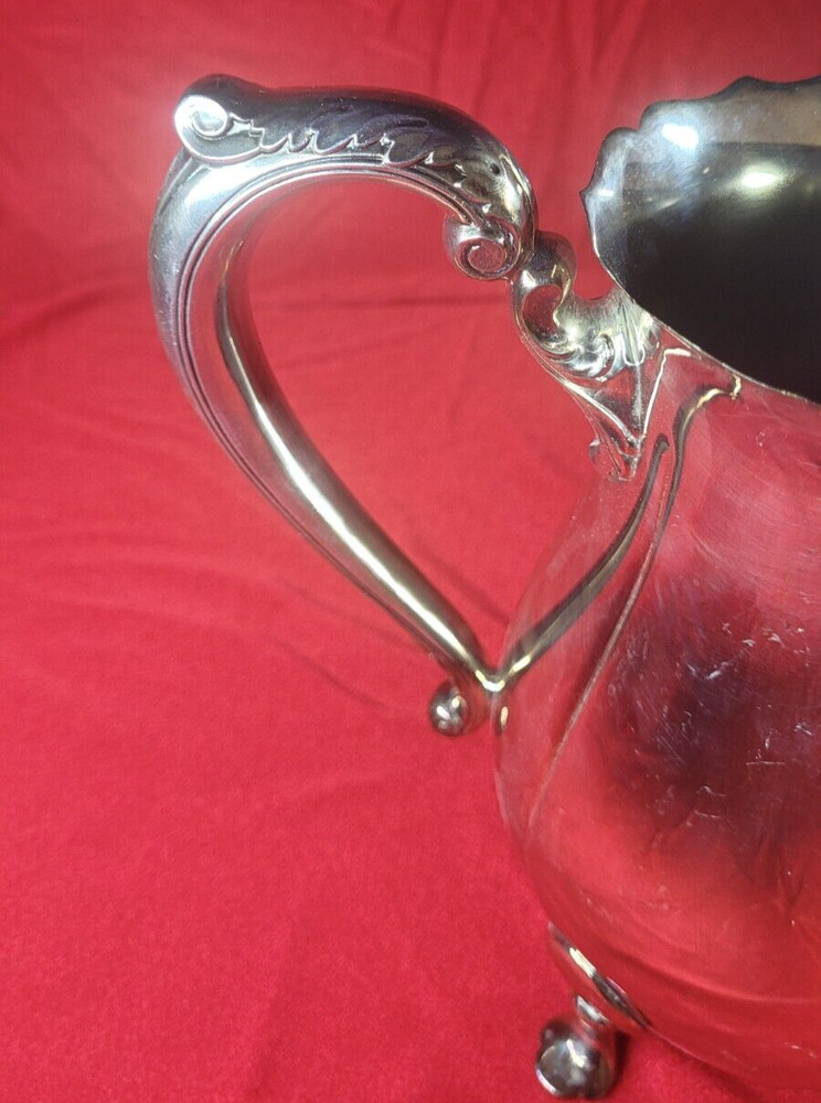 Lunt Silverplate Footed Pitcher, Stamped B-140, 9" Tall