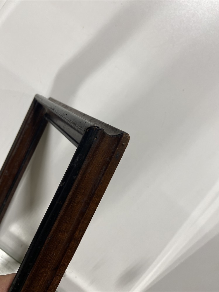 VTG. Georgian Design Solid Wood Picture Frame