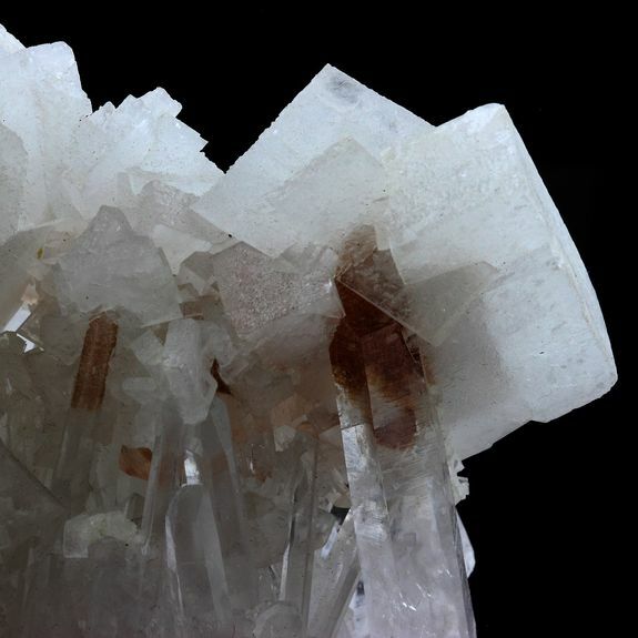 Quartz + Baryte. 2989.0 Ct. Hunan, China.