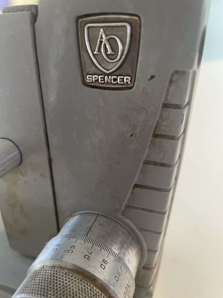 Spencer Microscope Four Lenses with light 403105