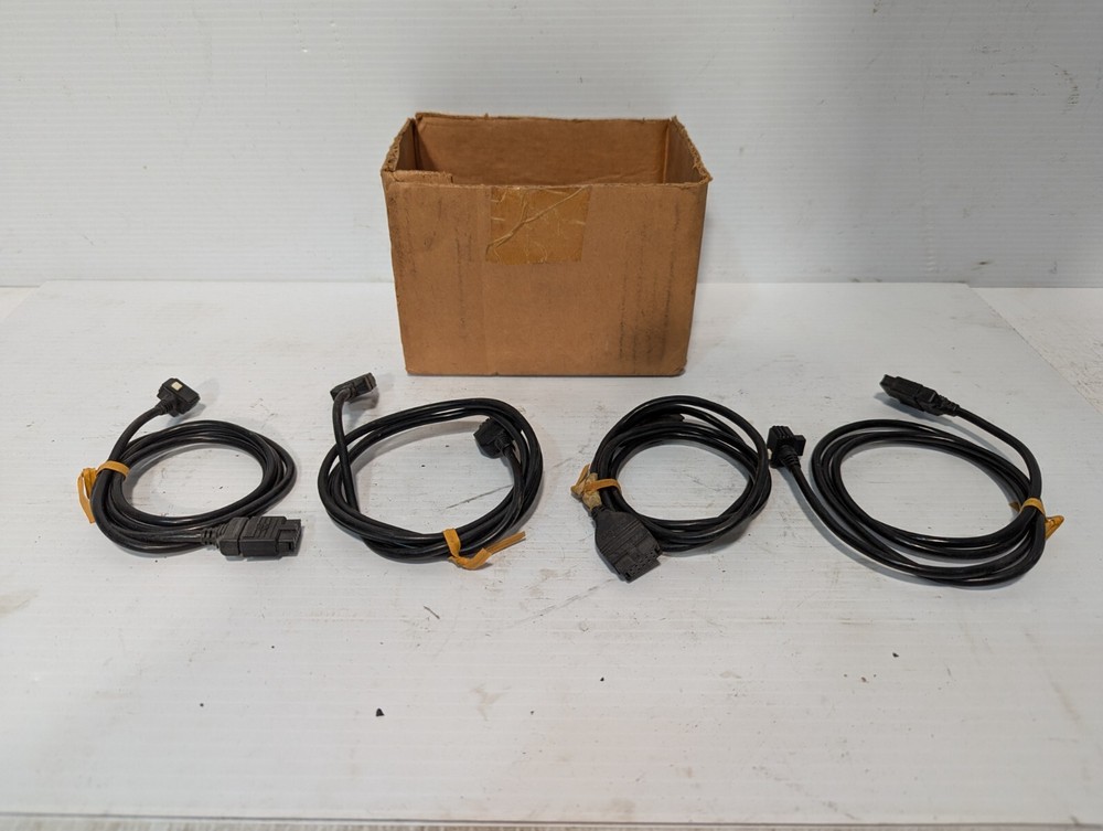 Lot of 2 Mitutoyo 936287 Data Output Cables+Returns