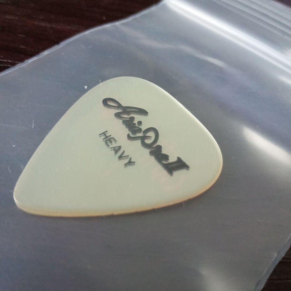 Ariapro II EARTHSHAKER pick